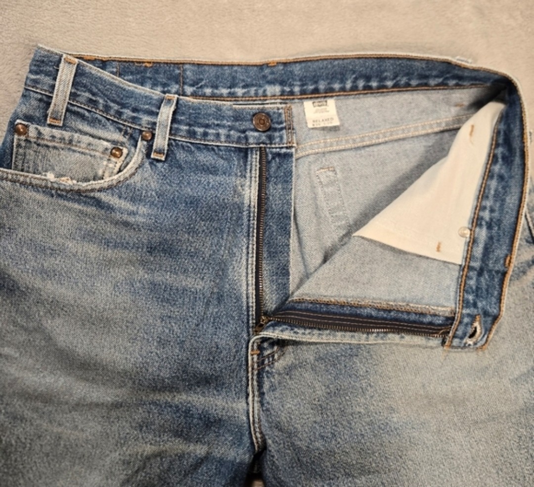Vtg Levi’s 540 Relaxed Fit Bronze Tab Denim Straight Jeans Distressed 36×30