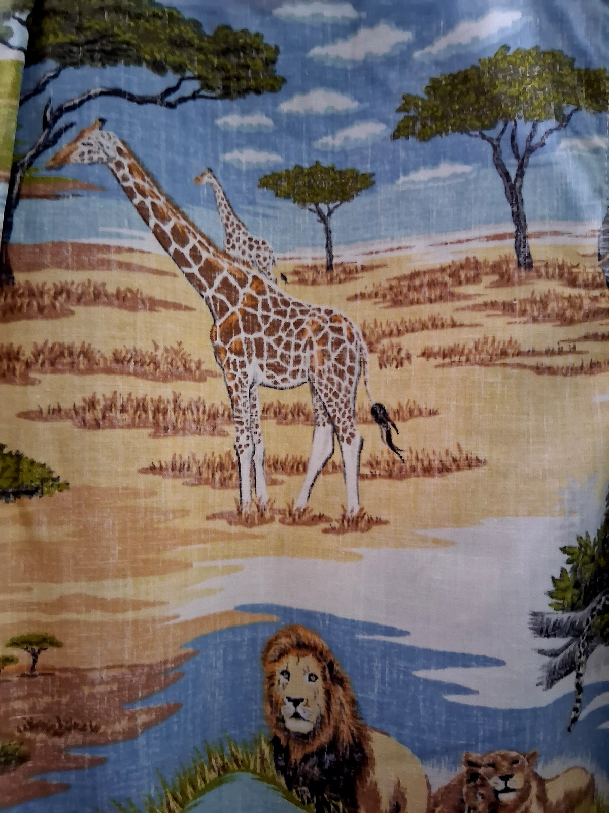 Reyn Spooner Men’s “SAN DIEGO ZOO WILDLIFE AFRICAN SAVANNA ” Classic Fit Sunset