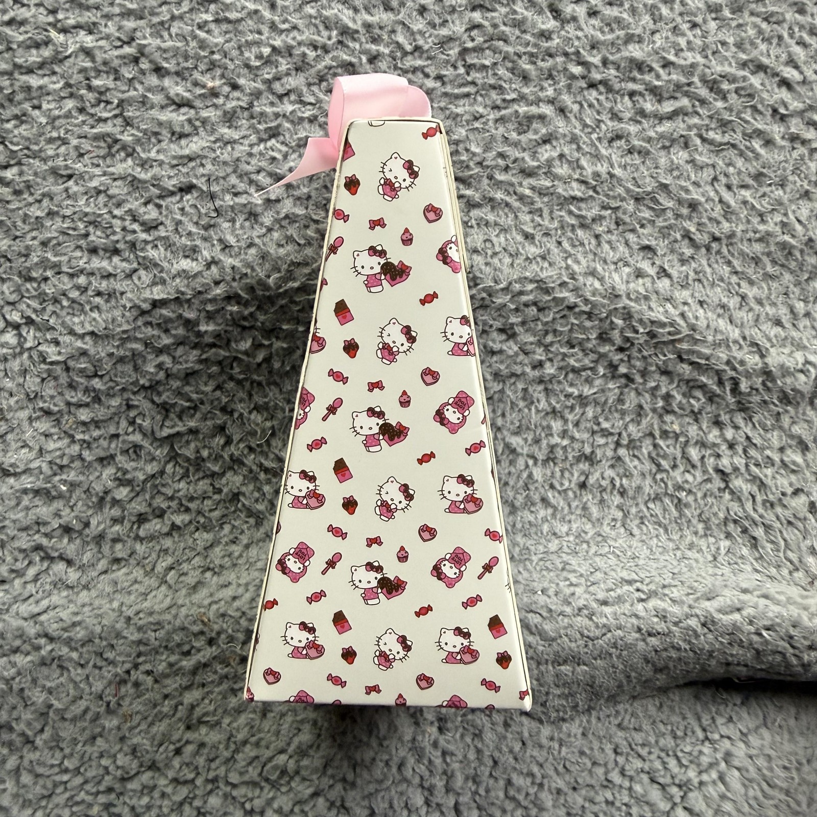 Sanrio Hello Kitty Socks Womens One Size 4-10 Pink Crew 2 Pairs Boxed Gift