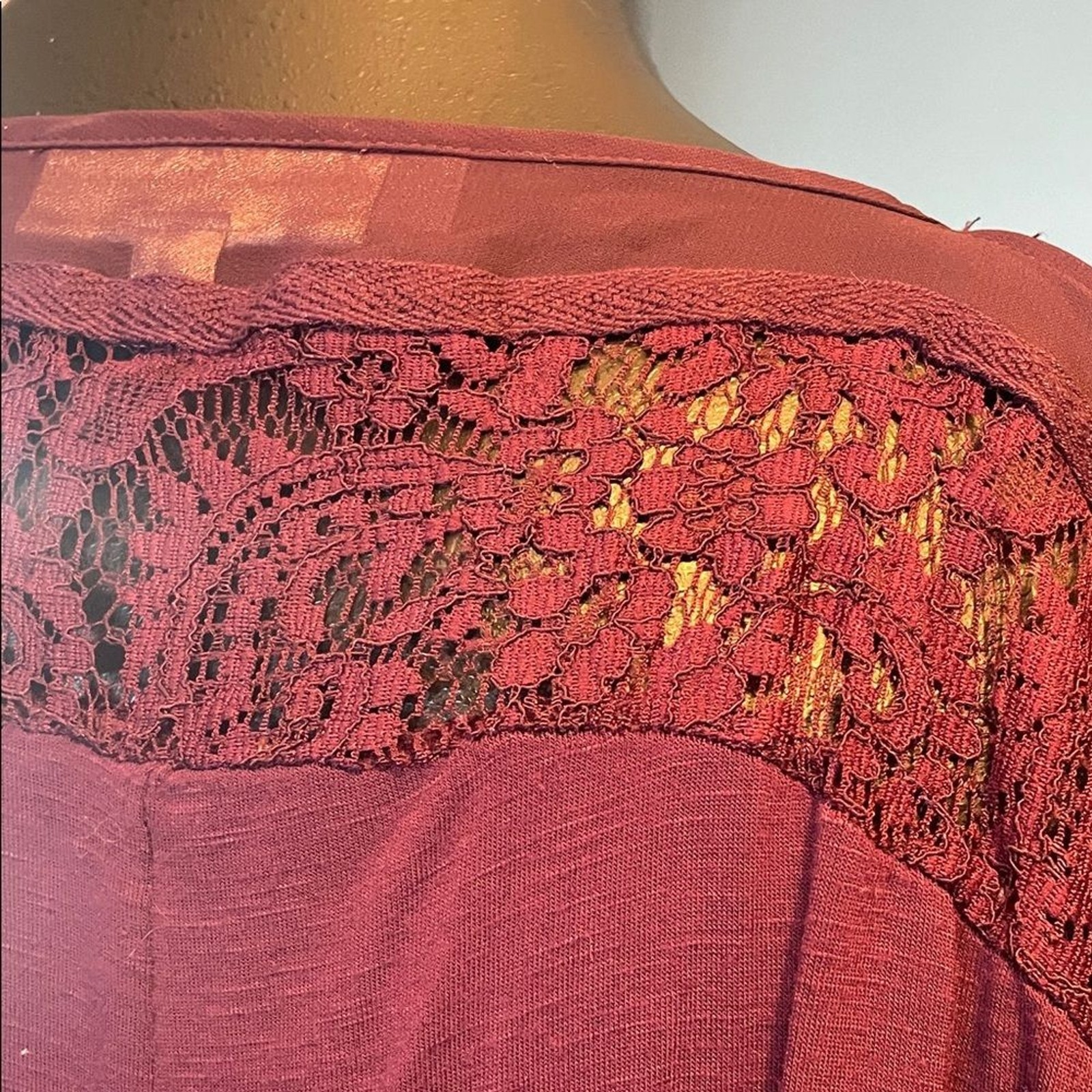 Jennifer Lopez Lace Sleeve Blouse – Deep Purple