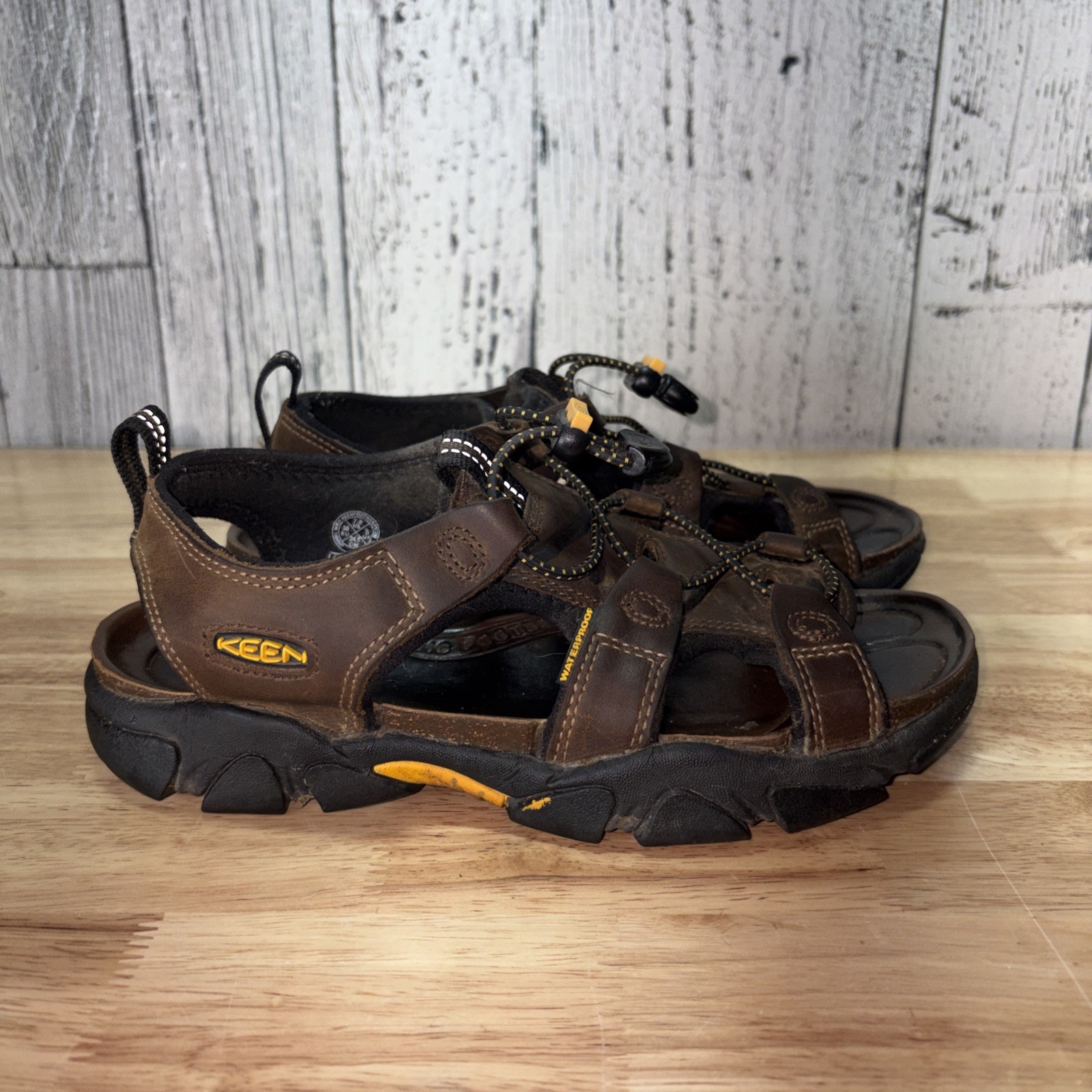 Keen Sarasota Waterproof Hiking Open Toe Sandals Brown Leather Womens Sz 7.5