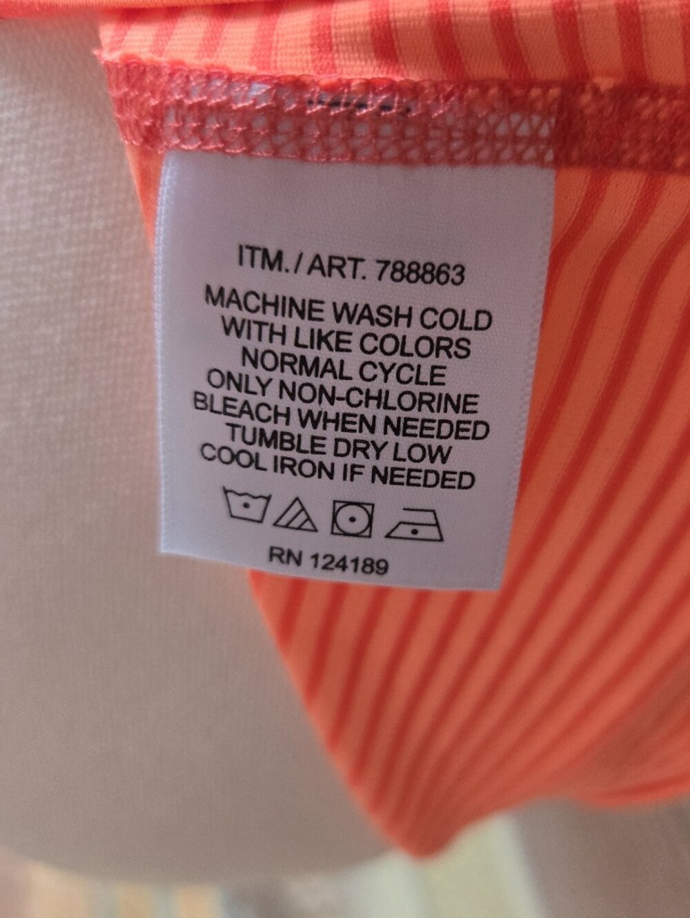 NWT Kirkland Signature Coral Stripe Performance Tank Top Women’s Size Medium