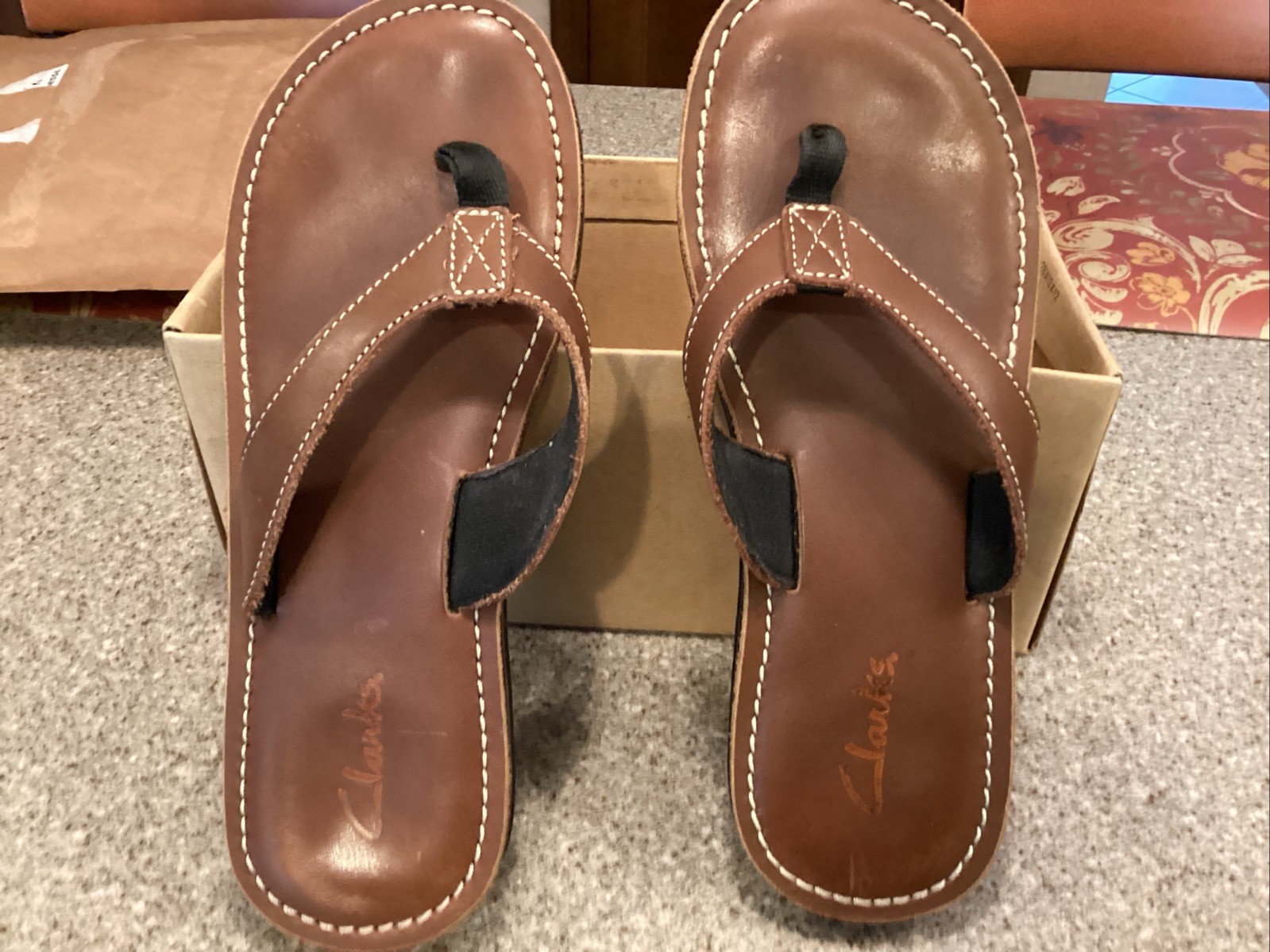 Clarks Women’s Brown Leather Flip Flops Size 8