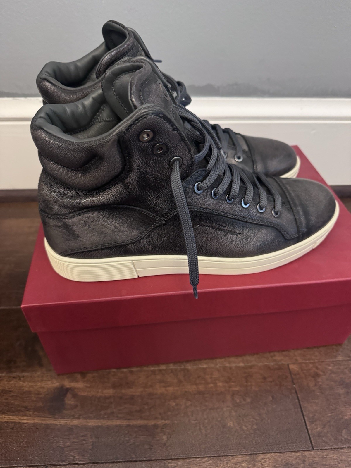 Salvatore Ferragamo Nayon High Top Sneaker Men’s Black/Gold, Size 9