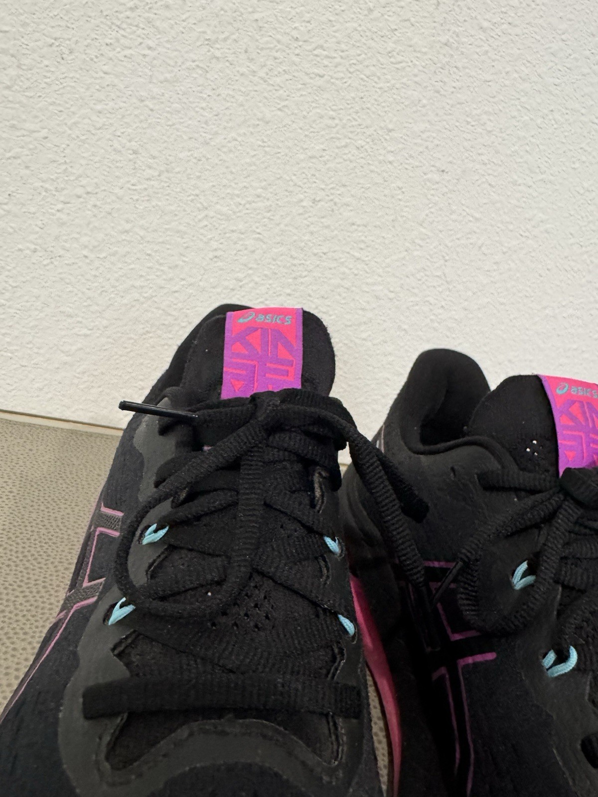 Asics Gel Kinsei Max Sneakers Running Shoes Women’s Size 11 Black / Pink