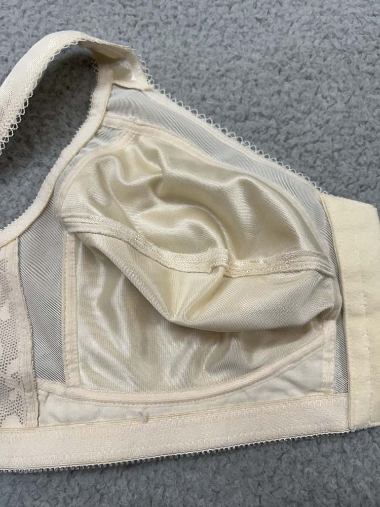 Playtex Bra 38D Full Coverage 4695 Comfort Strap With Front Closure