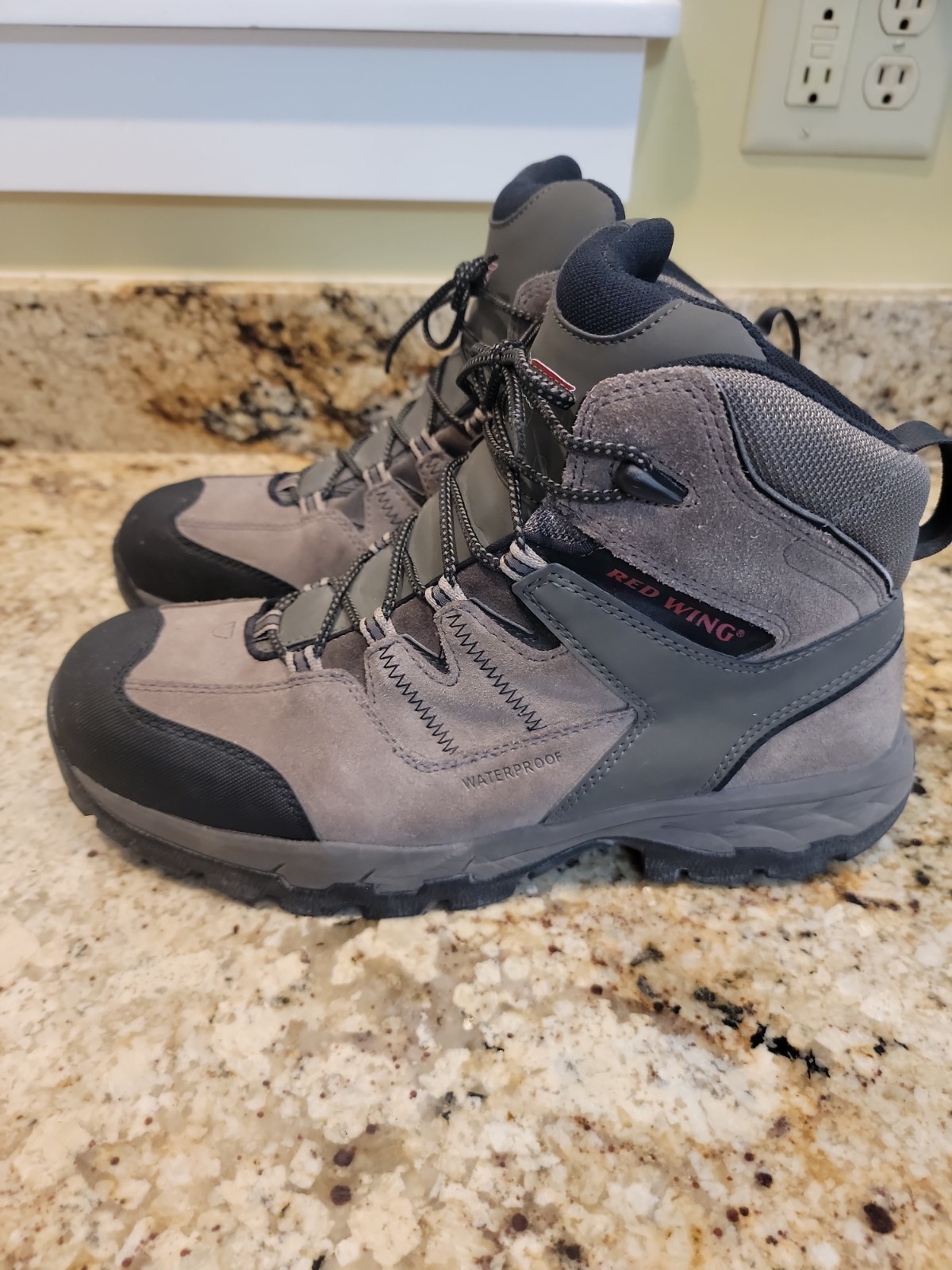 Red Wing 6670 Brown Suede Waterproof Hiking Work Steel Toe Boots Mens 12 D