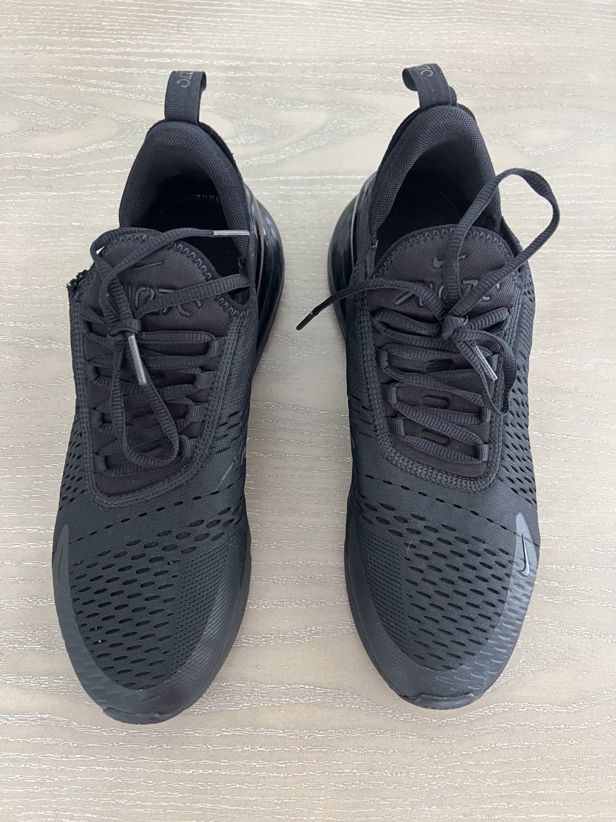 Size 11 – Nike Air Max 270 Low Triple Black
