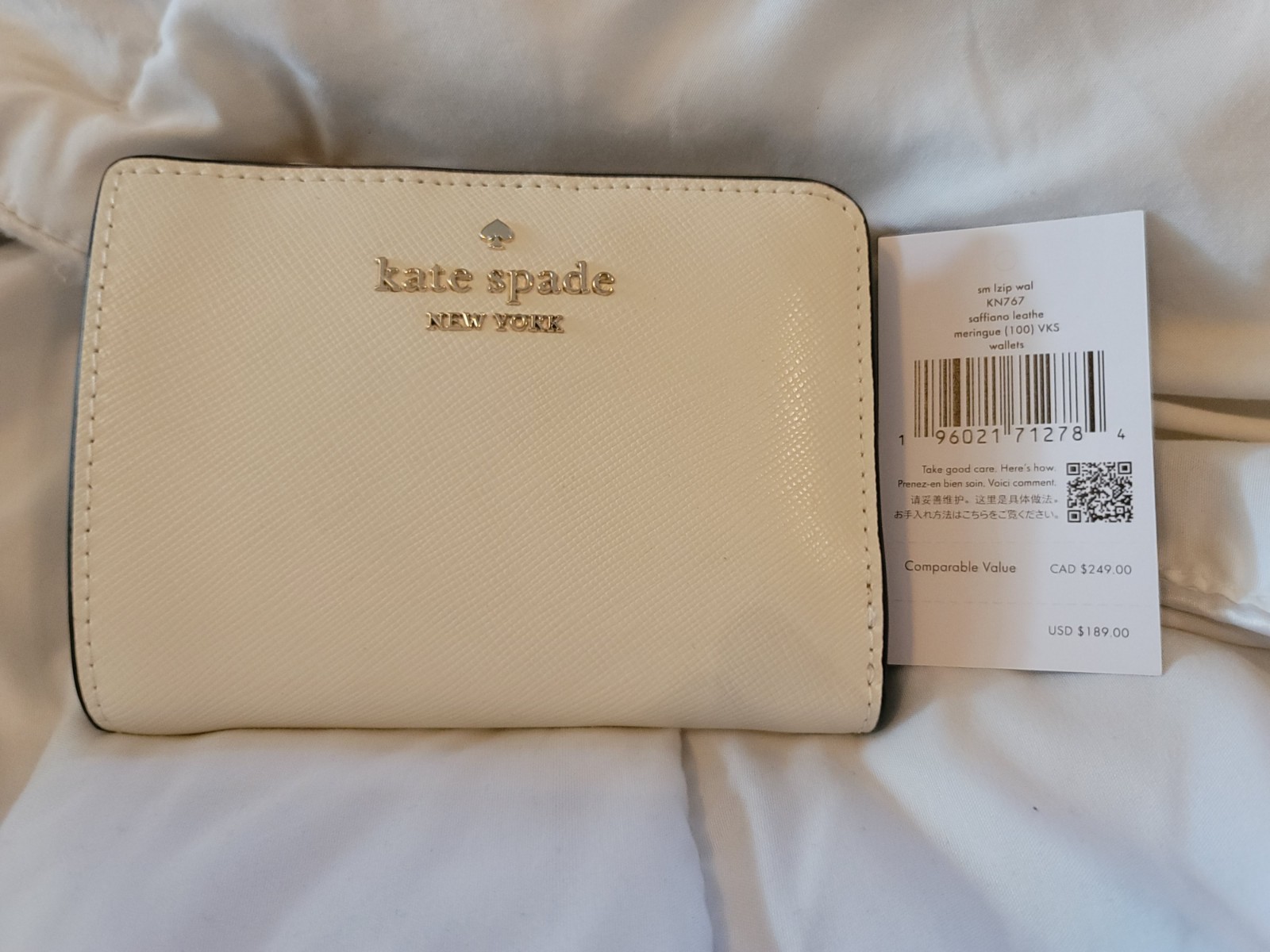 kate spade new york Beige Zip Wallet, Logo, Credit Card Folding, ID Window