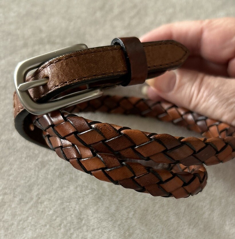 Braided Brown Leather Thin Women’s Boho Belt Small Medium Waist 26-30” EUC