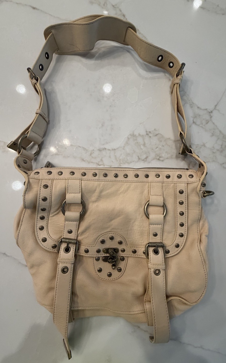 cynthia rowley leather purse handbag Nailhead Trim Pockets EUC