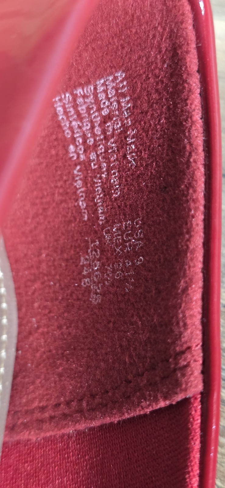 Comfort Plus By Predictions Heels Red New Size 9