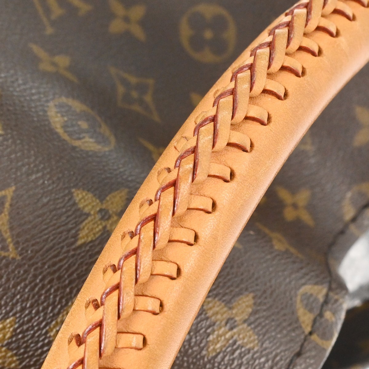 Best04 Louis Vuitton Monogram Artsy MM Handbag M40249 AR0110 YQ08361
