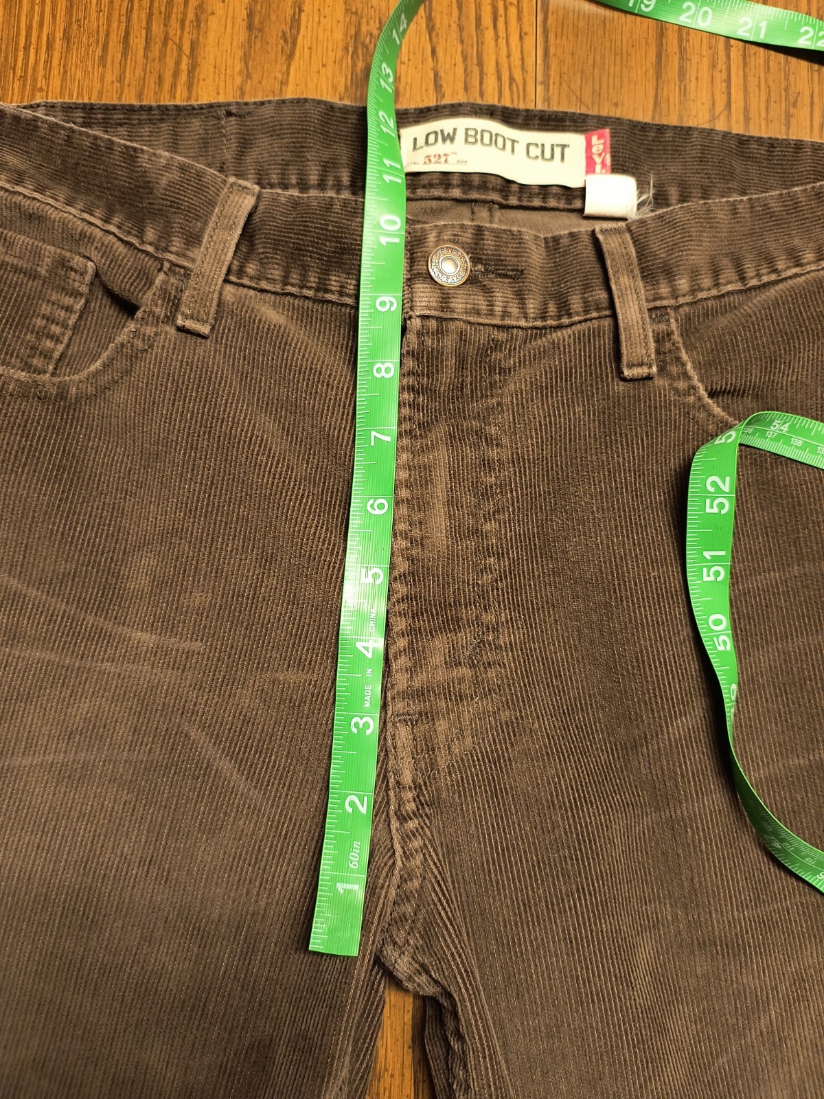 LEVI’S Jeans 527 Low Bootcut Corduroy W34 L34 Brown Mens Strauss & Co. Irregular