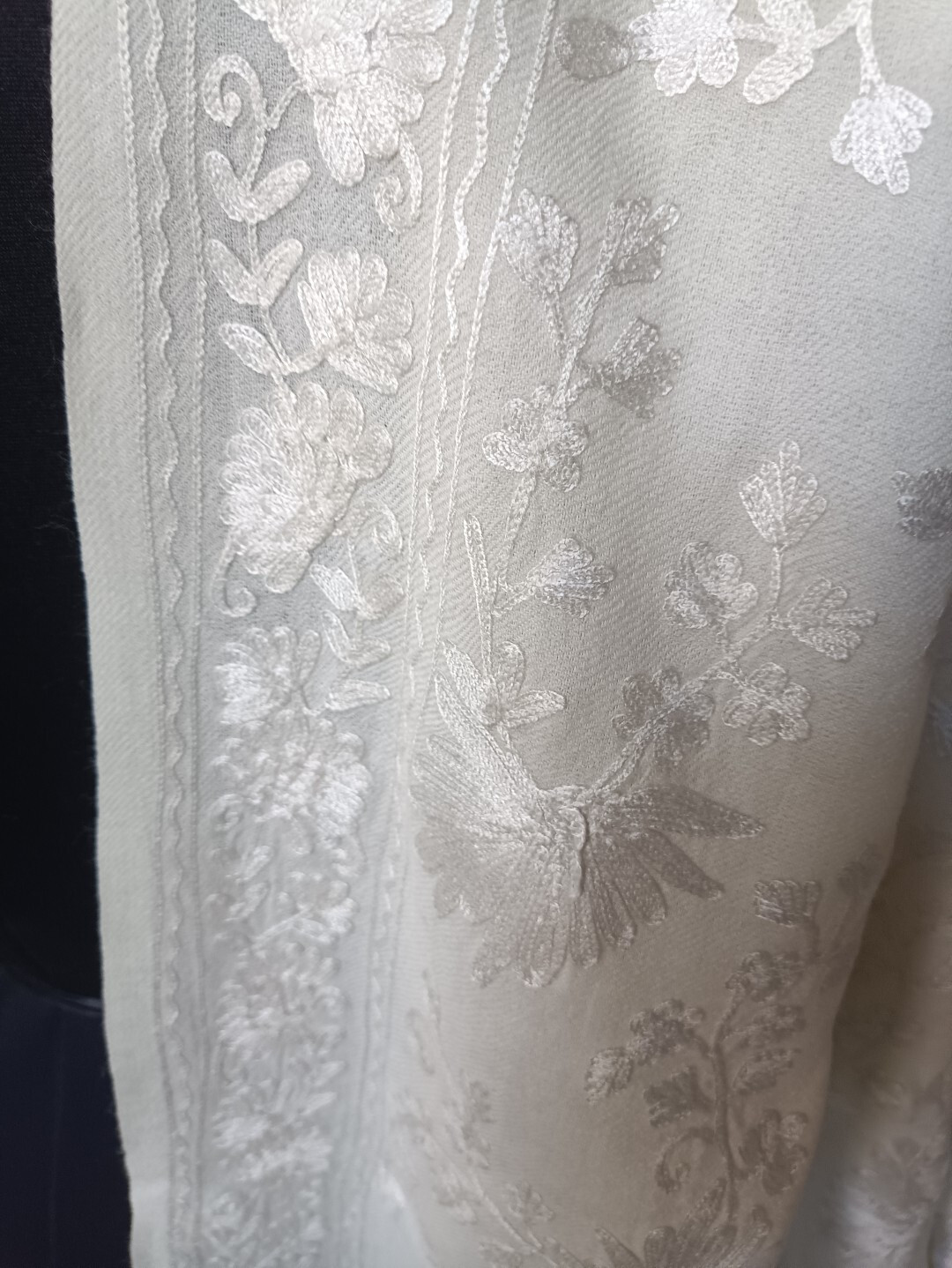 OFF-WHITE WEDDING SHAWL KASHMIR PASHMINA CREWEL EMBROIDERY 100% CASHMERE 38x78in