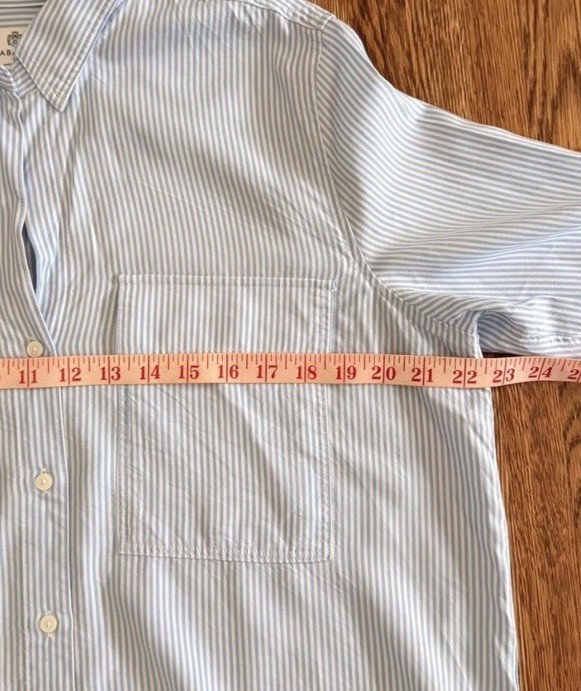 Babaton Blue/White Striped Collared Button-Up Shirt w/ Pockets Long Sleeve L