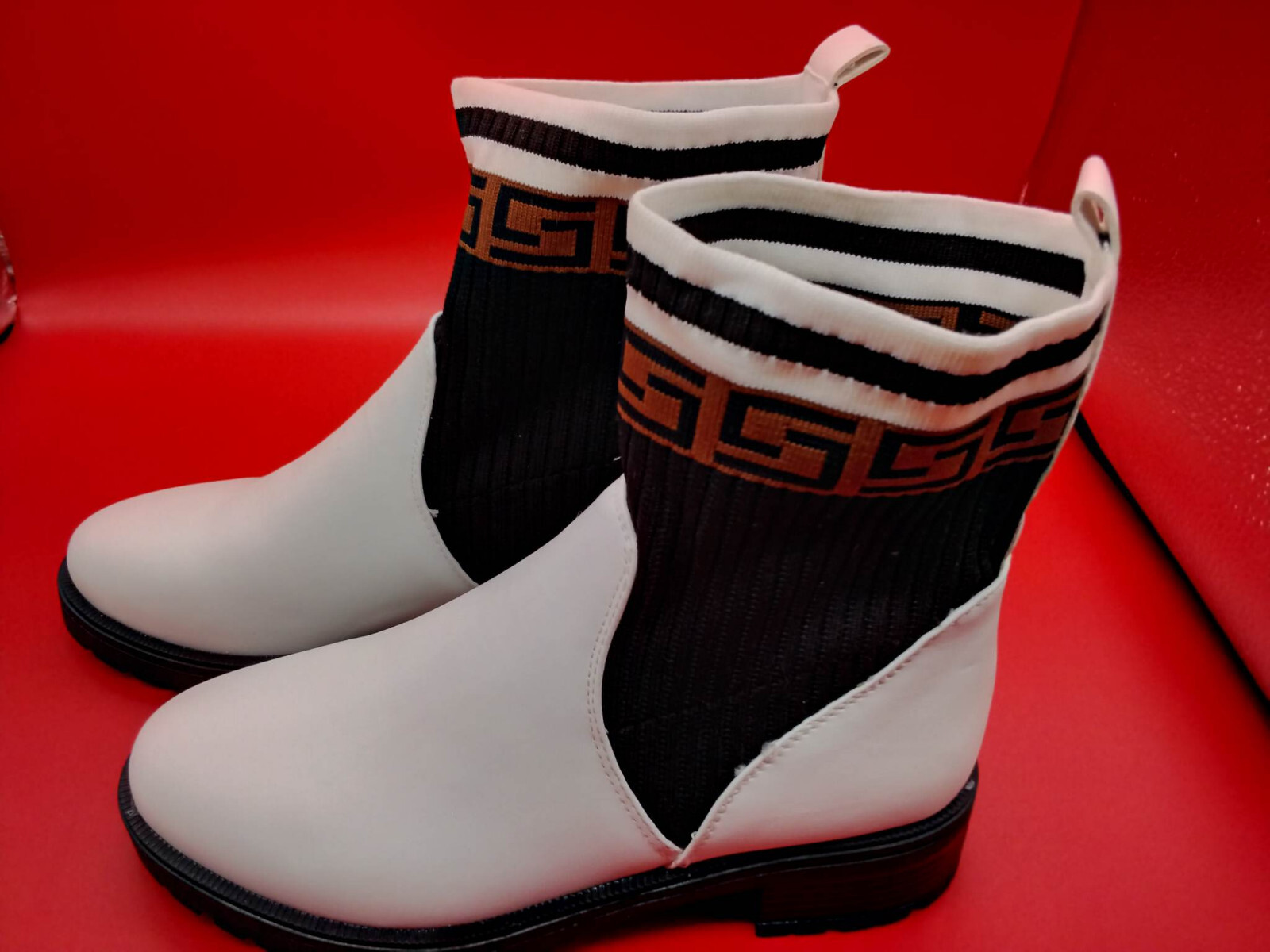 Winter boots, women’s boots, sizes: 36,37,38,39,40,41, new, white-black, boots