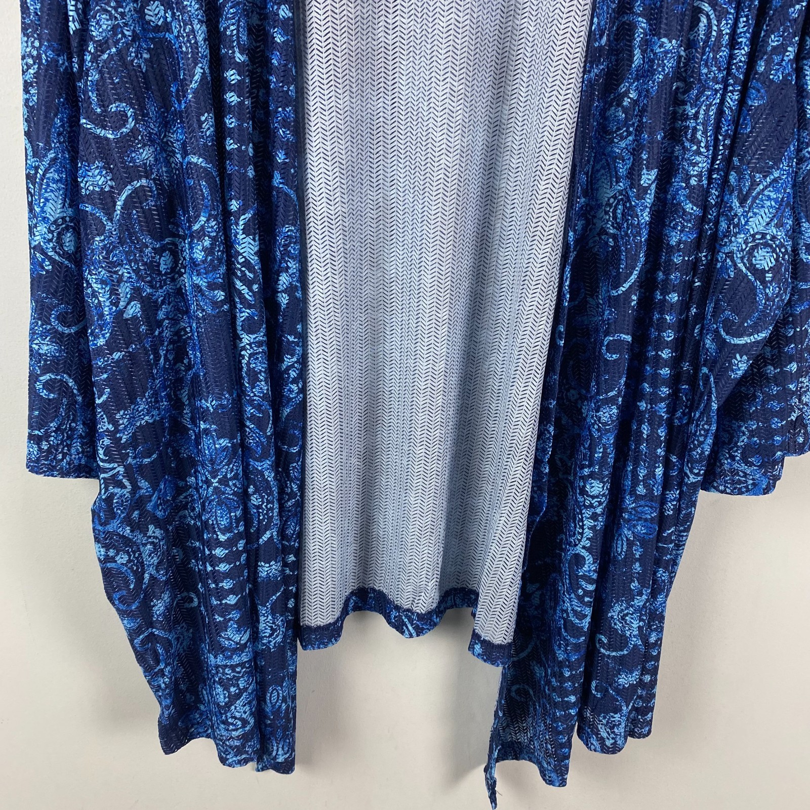 Catherines Open Front Cardigan Size 5X Blue Paisley 3/4 Sleeves Open Weave