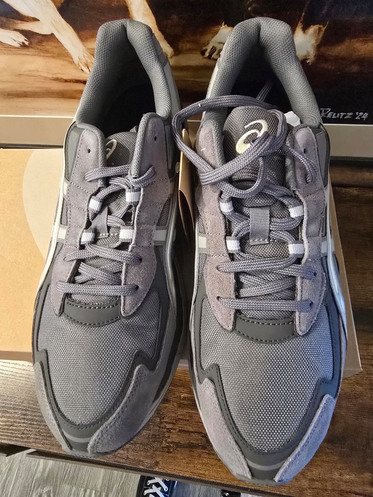 ASICS GEL-NYC 2055 1203A755 021 Carbon Cement Grey Sports Style Shoes Size 13 US