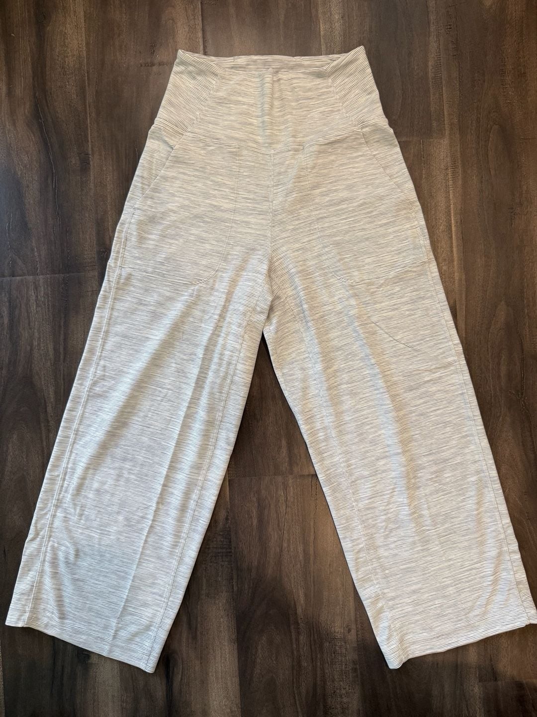 Lululemon Align High-Rise Crop Wide Leg Pants