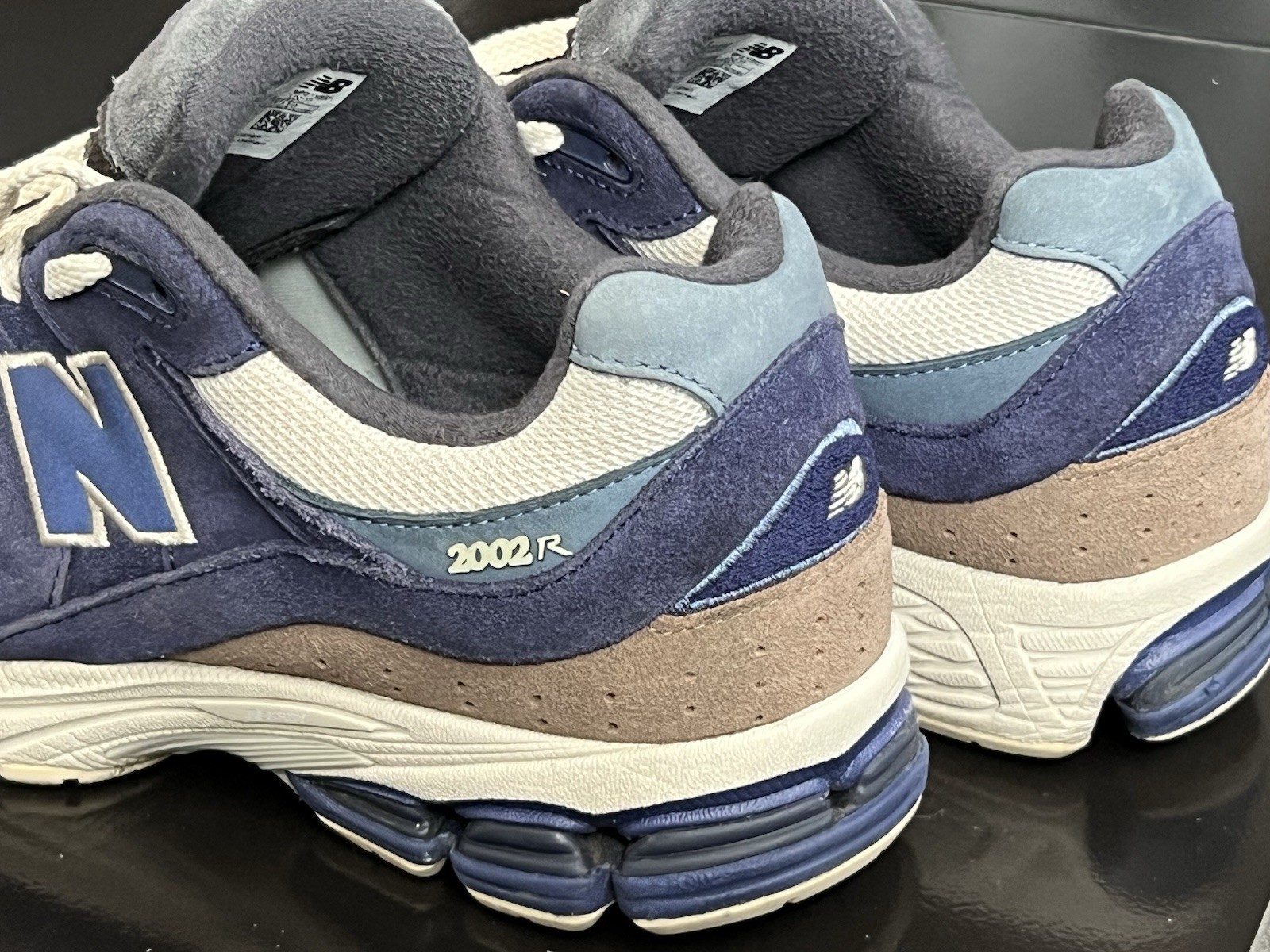 New Balance 2002R Night Tide Blue Team Cream (M2002RG) Suede Shoes Men’s 11.5
