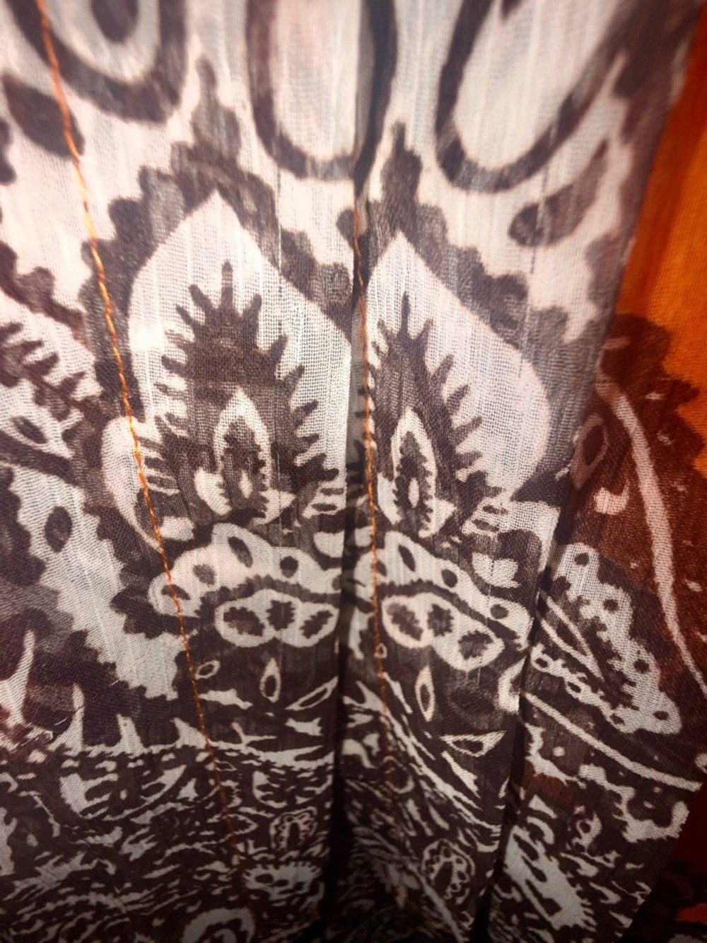 EUC Kaktus Bohemian Ombre Sleeveless Blouse – Orange & Yellow Paisley Print