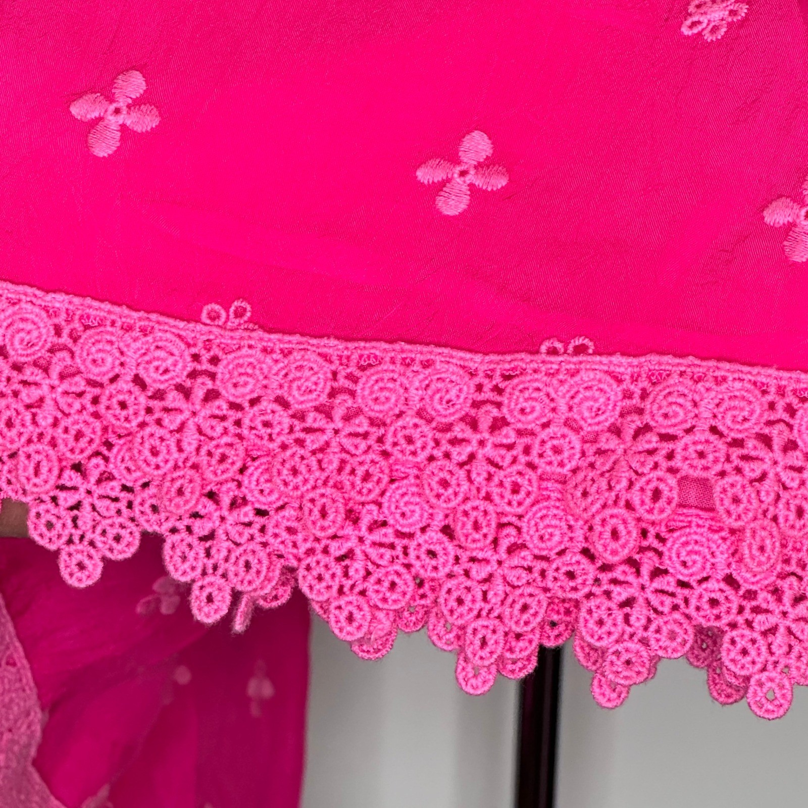 Johnny Was Hot Pink Embroidered Silk Blend Tunic Top Lace Trim V-Neck Large