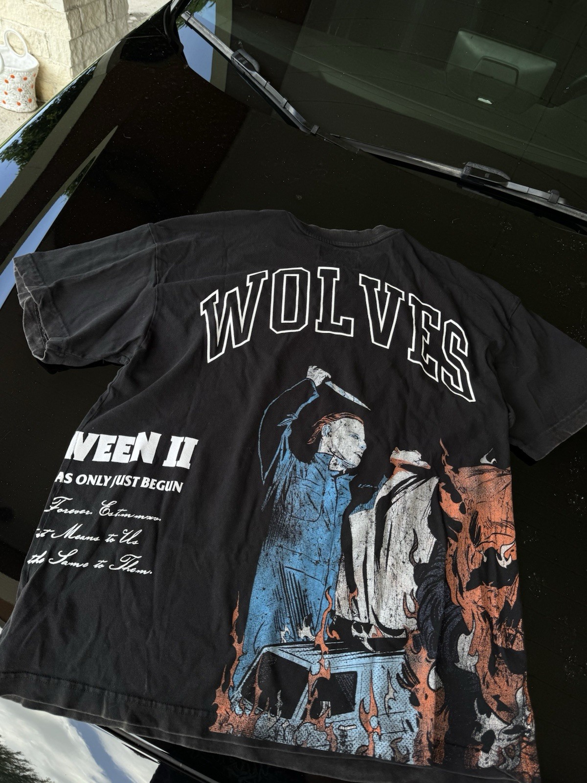 Darc Sport x Halloween II Side By Side Wolves Michael Myers Graphic Men’s Size M