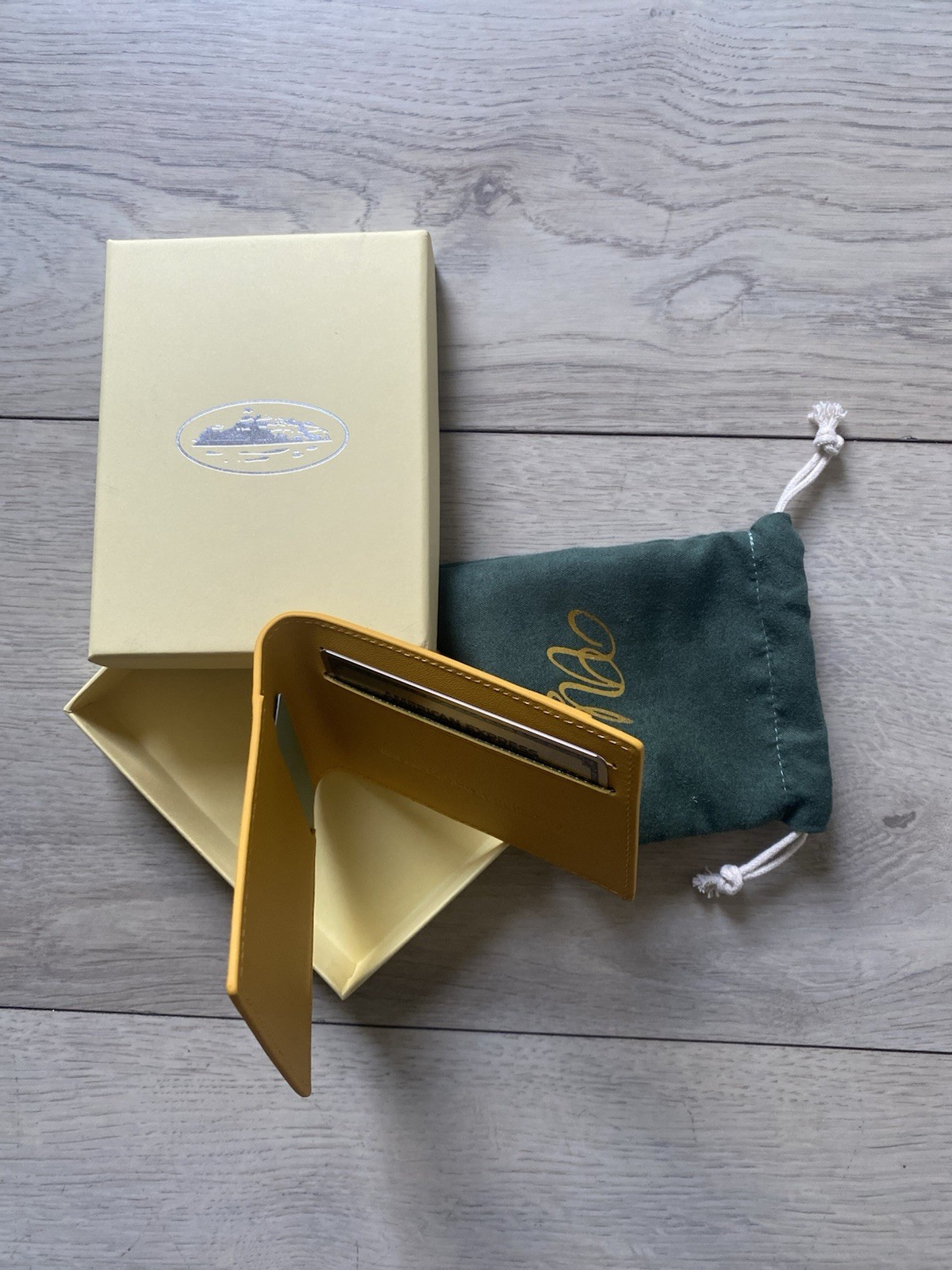Corteiz Island Leather Card Holder Yellow New