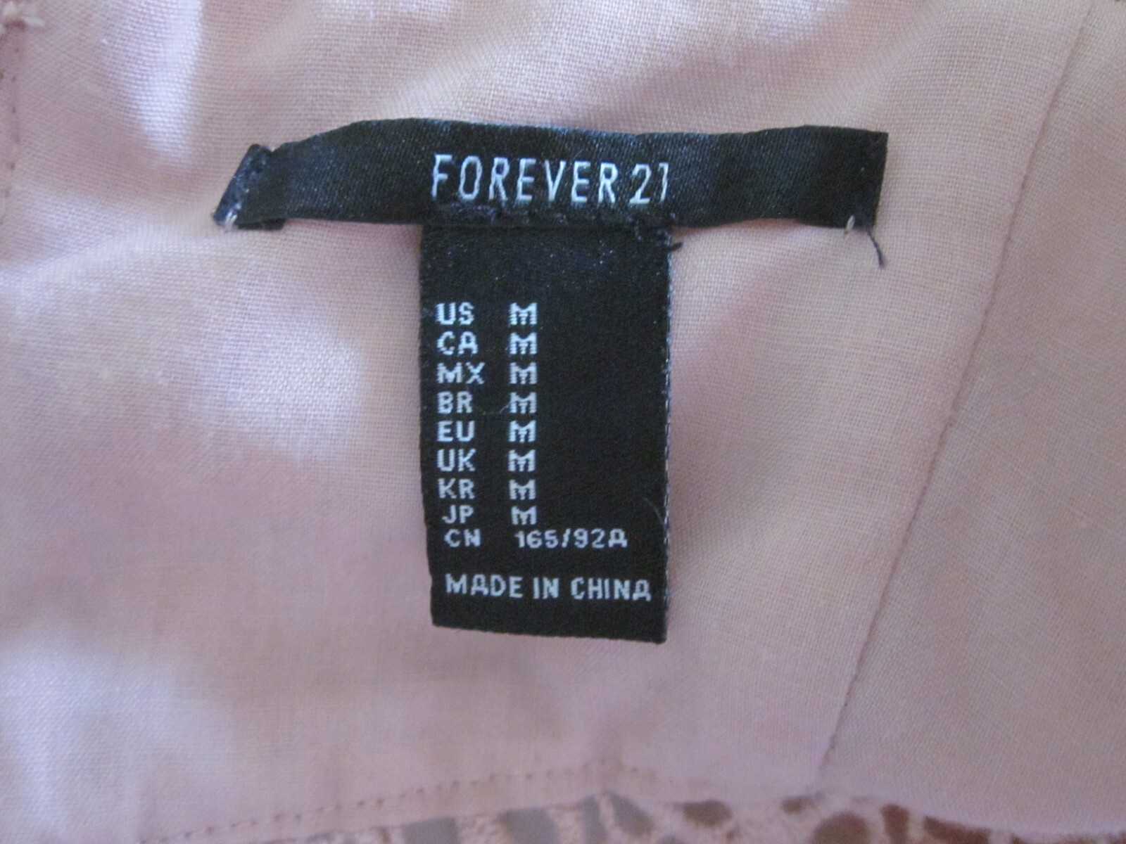 FOREVER 21 Pale Pink Spaghetti Strap Cropped Top w/ Crochet Lace Trim Detail M