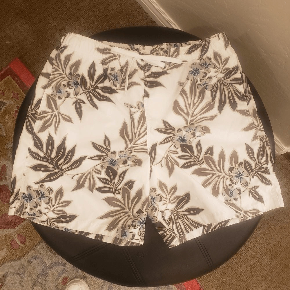 MERONA Men’s XL ( 38-42″) White/Moss Floral Brief Lined Trunks