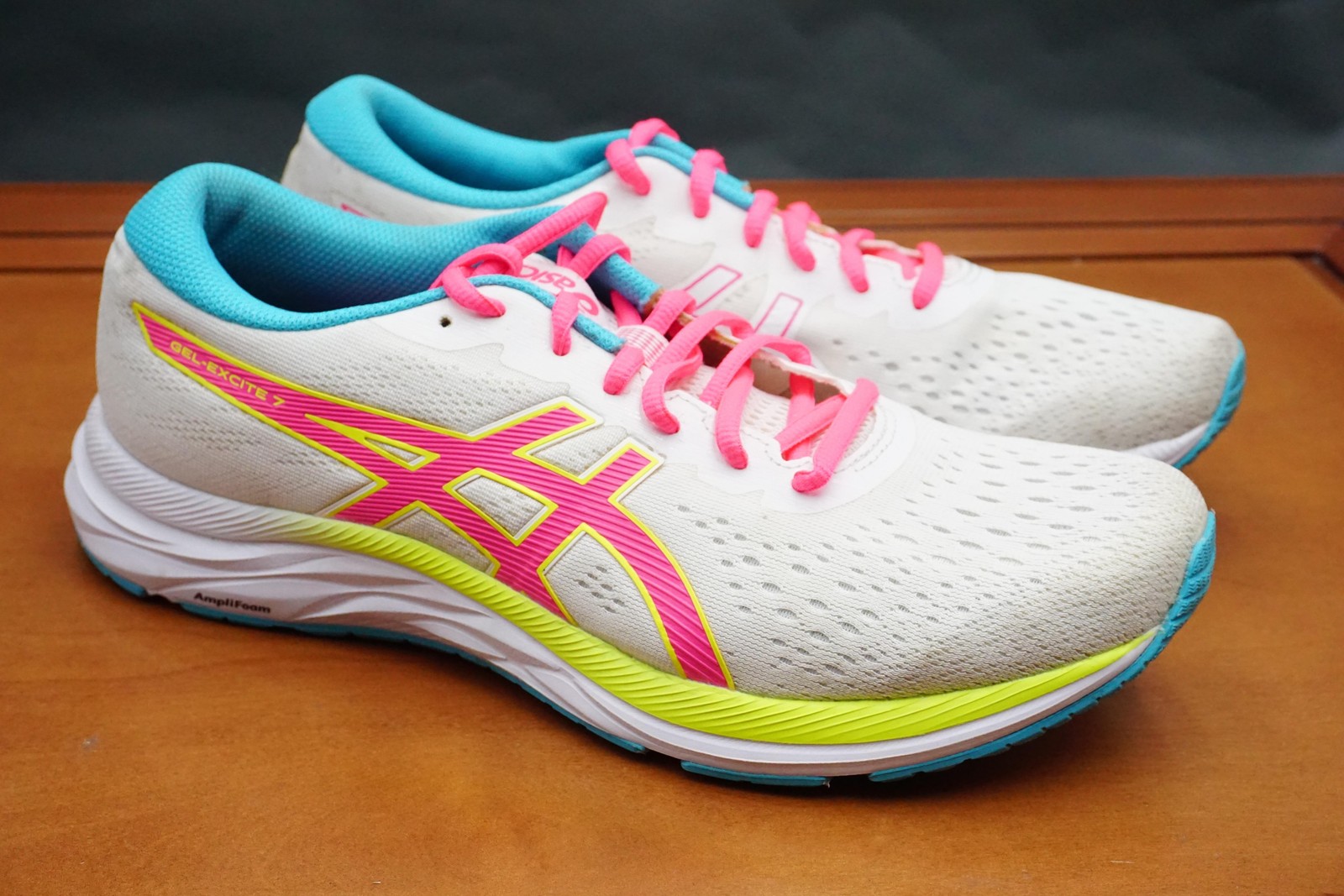 ASICS GEL-EXCITE 7 Shoes Womens Size 11 White Mesh Running Low Top Sneakers