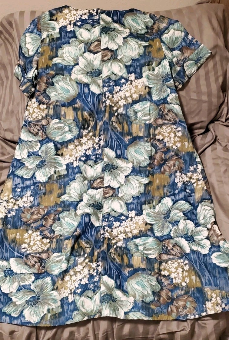 LIPPA 1960s S Green Floral, Zip Up Front Pocketed Short Sleeve House Dress Union