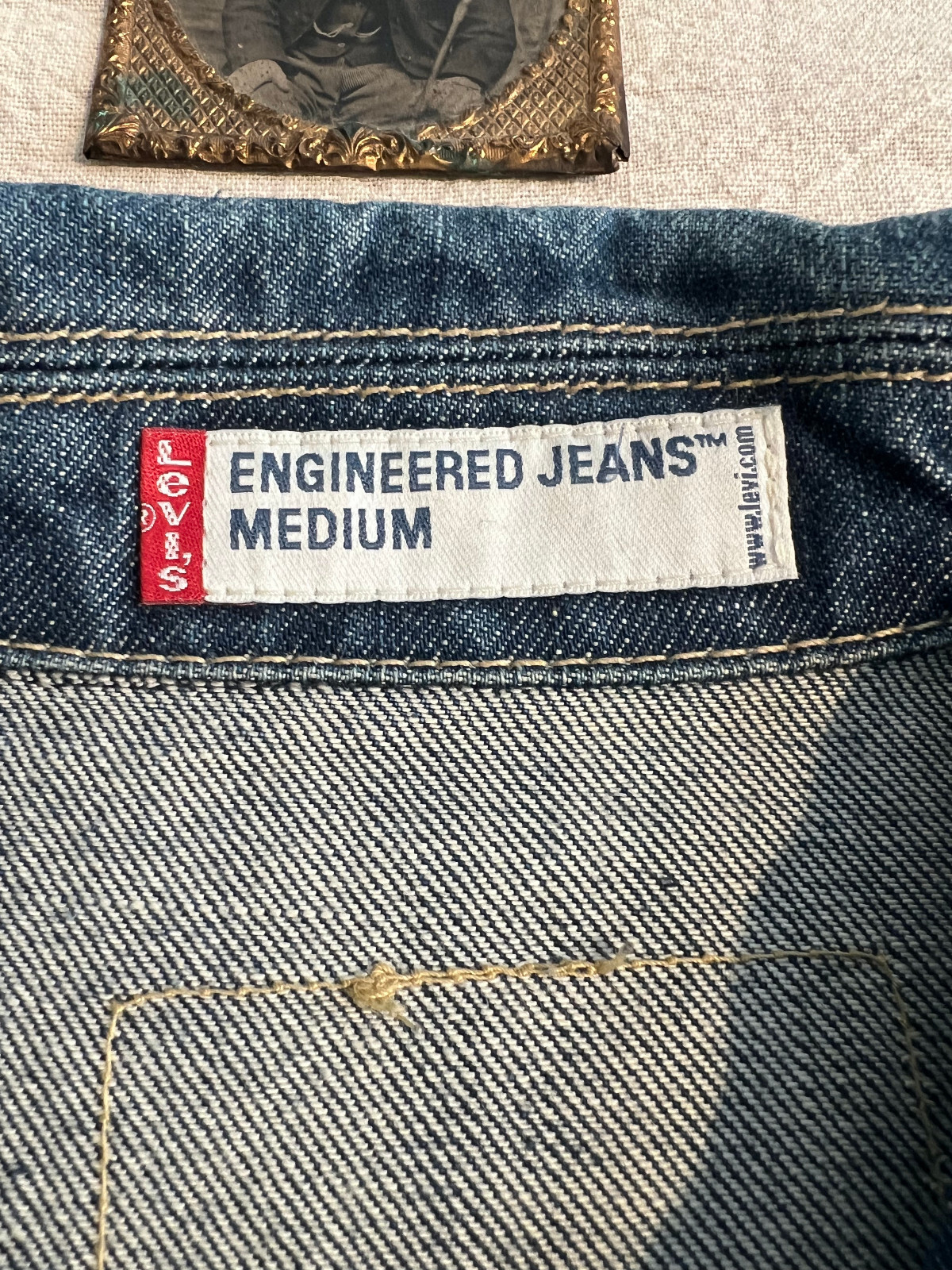 Levi’s Engineered Twisted Jacket M Trucker 41″ Denim Rare LVC-ish Y2K Made 2000
