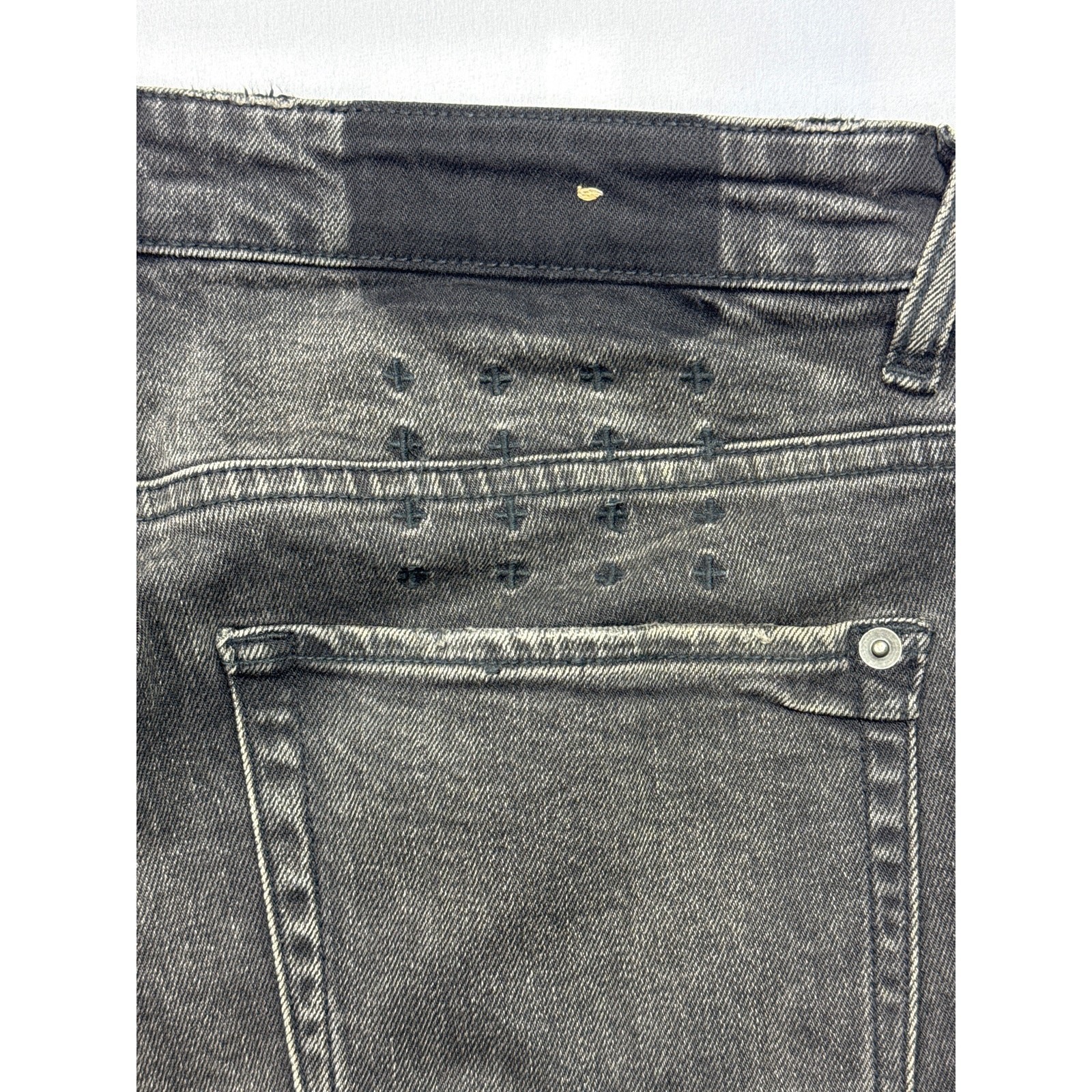 Ksubi Men’s Van Winkle Angst Faded Black Skinny Jeans – Size 32 (32×32)*