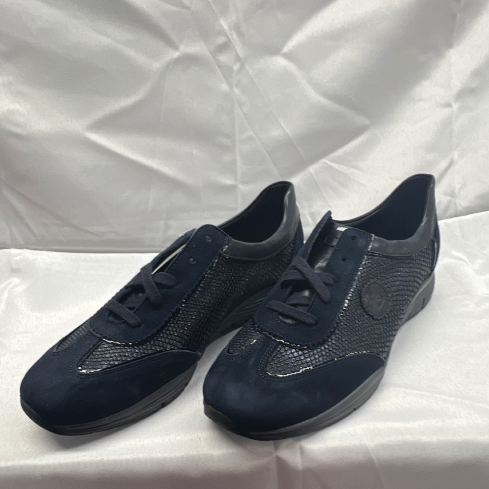 Mephisto Navy Blue Lace Up Sneakers Rubber Outsole Low Top Walking Shoes