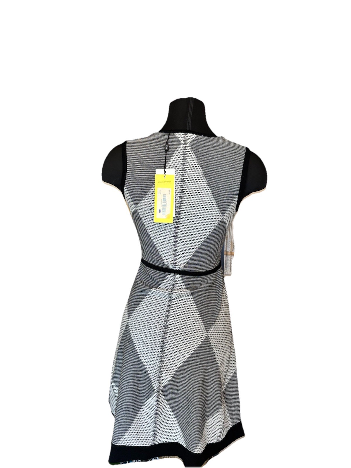 Karen Millen Black/White Geometric Knit Sheath Dress Round Neck Zip US 4