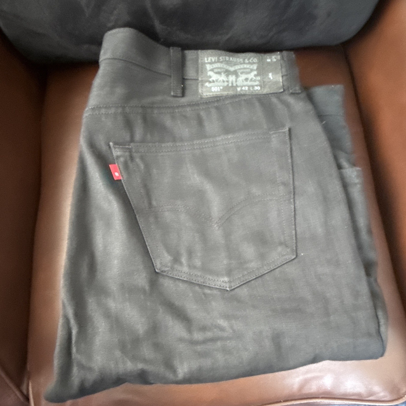 Levi’s Men’s Gray Solid Denim Jeans with Logo Accents Size 42 Regular