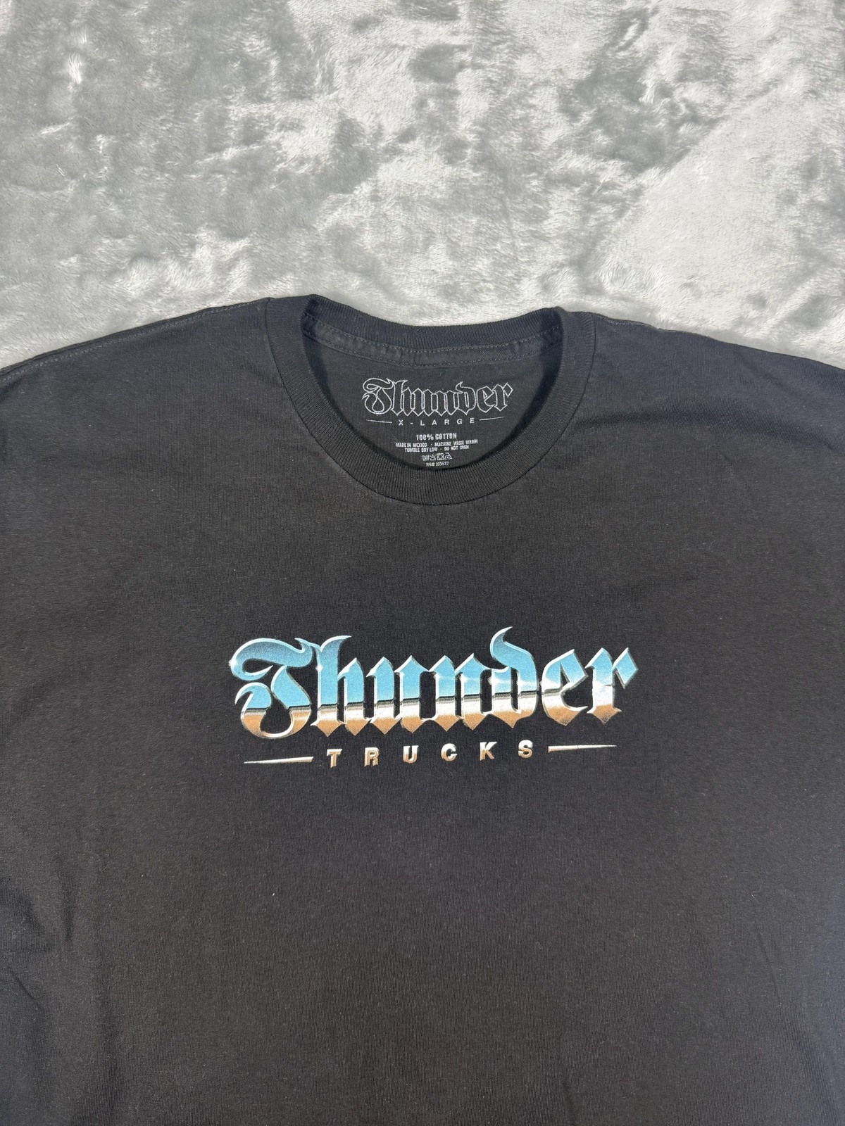 Thunder Trucks Shirt Mens Extra Large Black Graphic Tee Skateboarding Streetwear