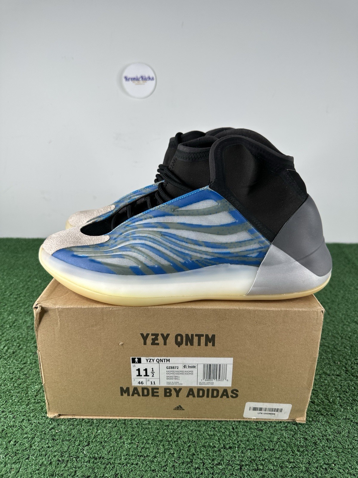 Size 11.5 – adidas Yeezy Quantum Frozen Blue – Lightly used