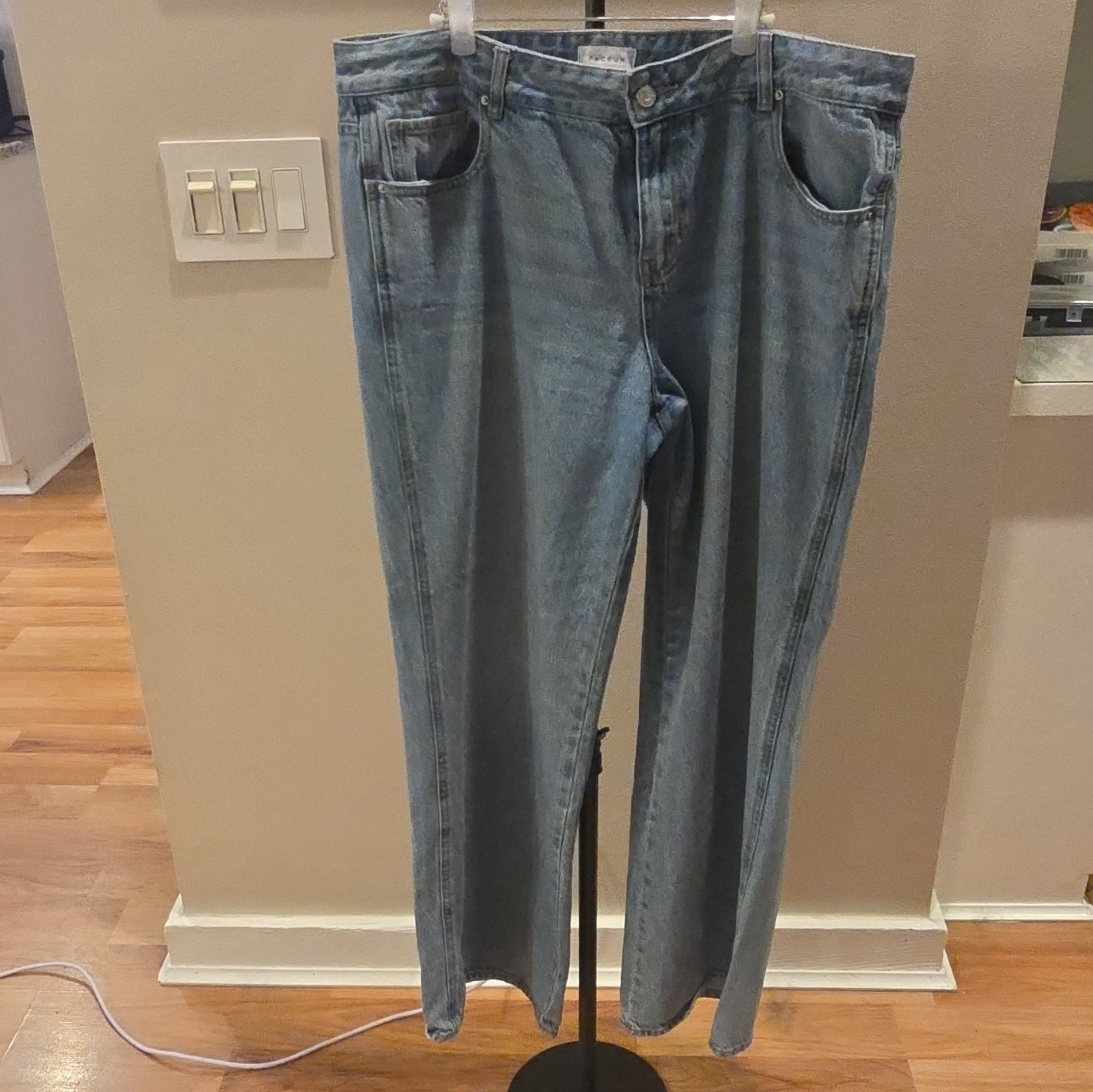 Pacsun Casey Low Rise Baggy Size 32