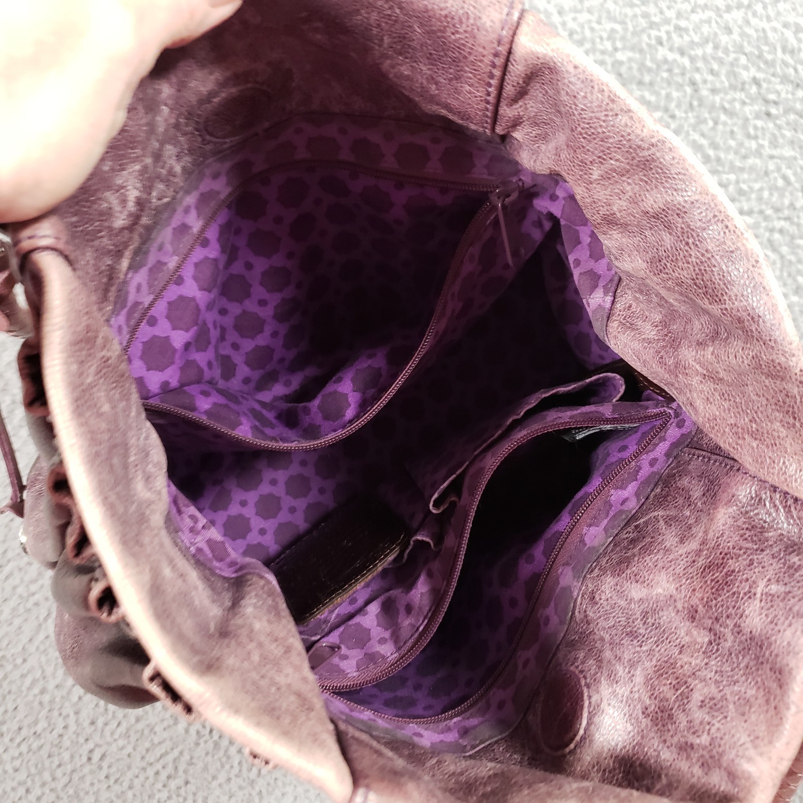 Brighton Purple Distressed Leather Shoulder Bag Pleat Elastic Pockets Heart Rare