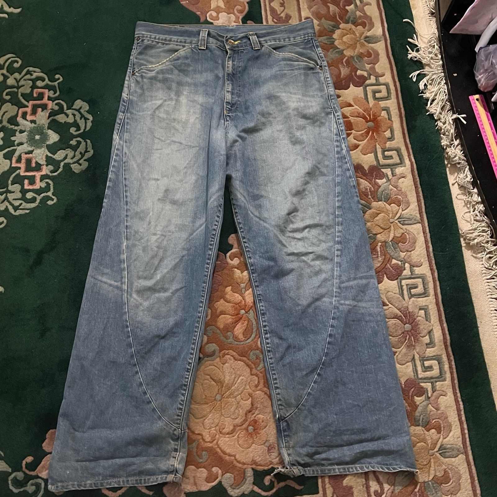 VTG Y2K 04 Levi’s Engineered Jeans W 34(36) Romania Baggy Twisted Seam Flap Pkts
