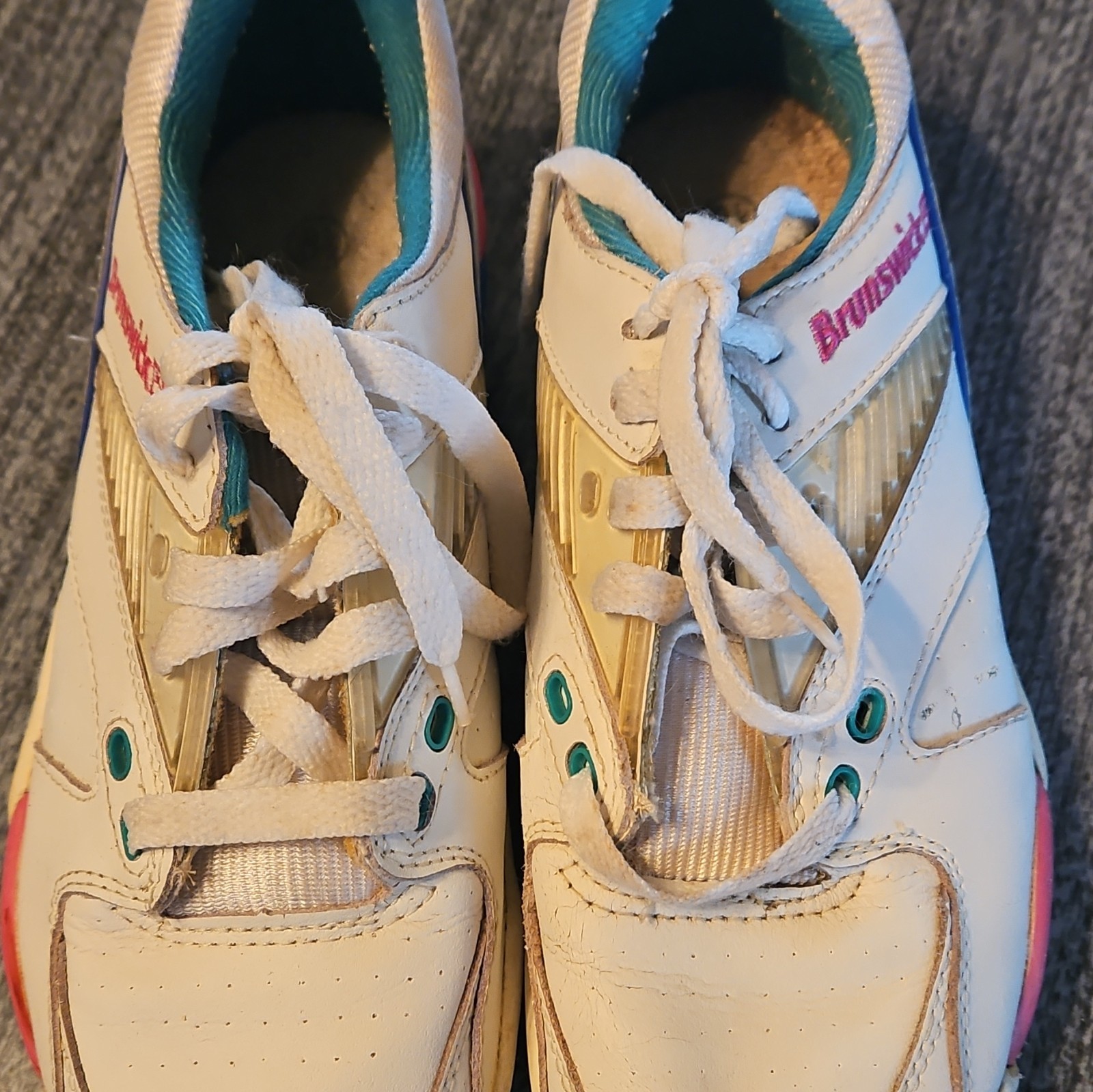 Vintage Brunswick womens Bowling Shoes White Blue Pink US Size 8.5 Medium (D, M)