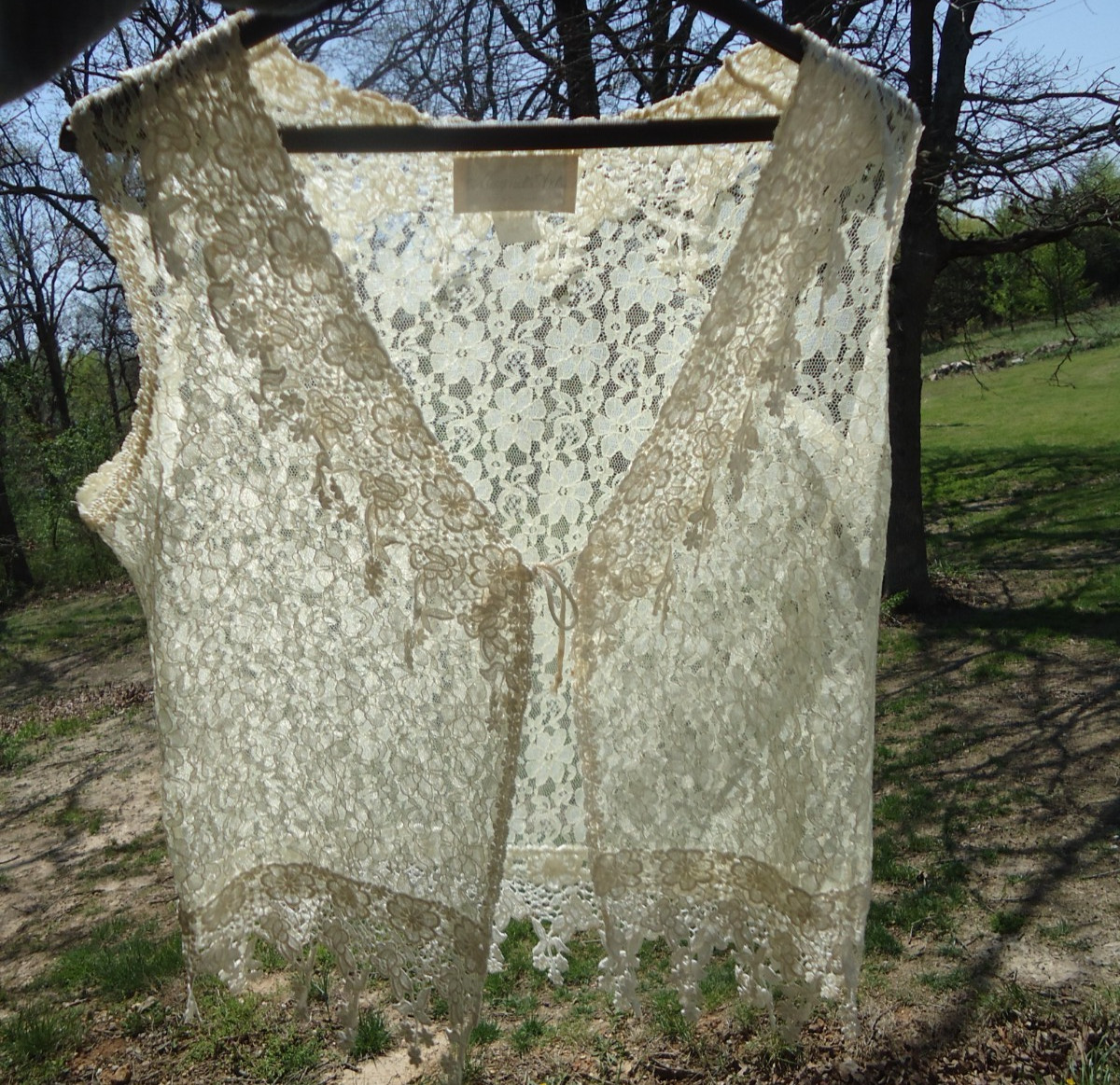 Magnet Art Lynn Yang Womens Lace Vest VTG Granny Core Cover Up Top READ
