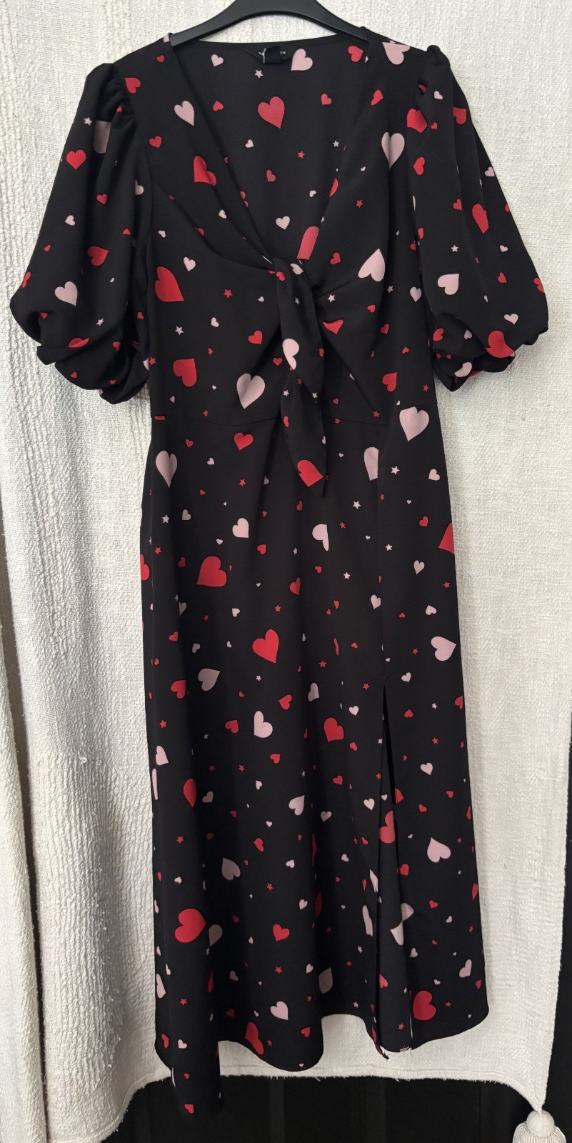 New Look black red pink heart v neck tie midi dress slit puff sleeve 16