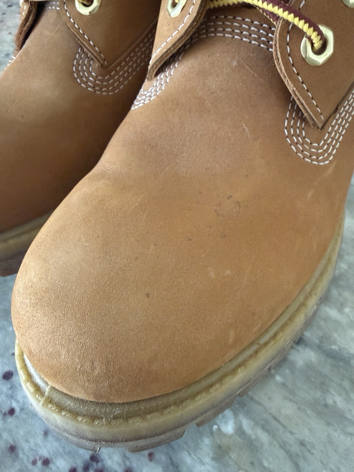 Timberland 10061024 Men’s Premium 6″ Waterproof Boots – Wheat Nubuck, Size 7.5
