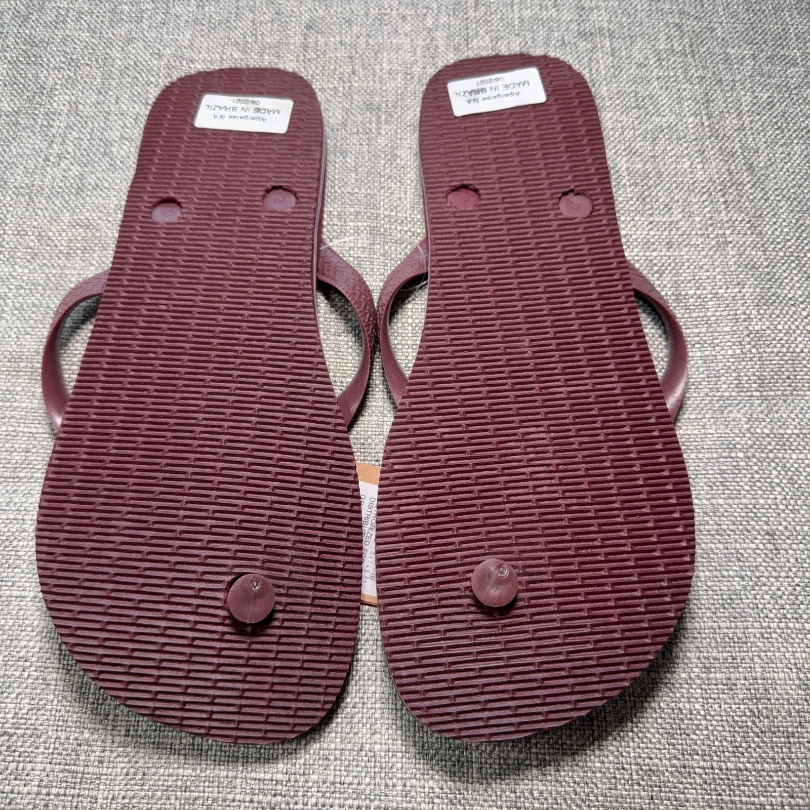 Havaianas Top Flip Flops Men’s 11-12 Grape Wine Burgundy Sandals NWT Brazil