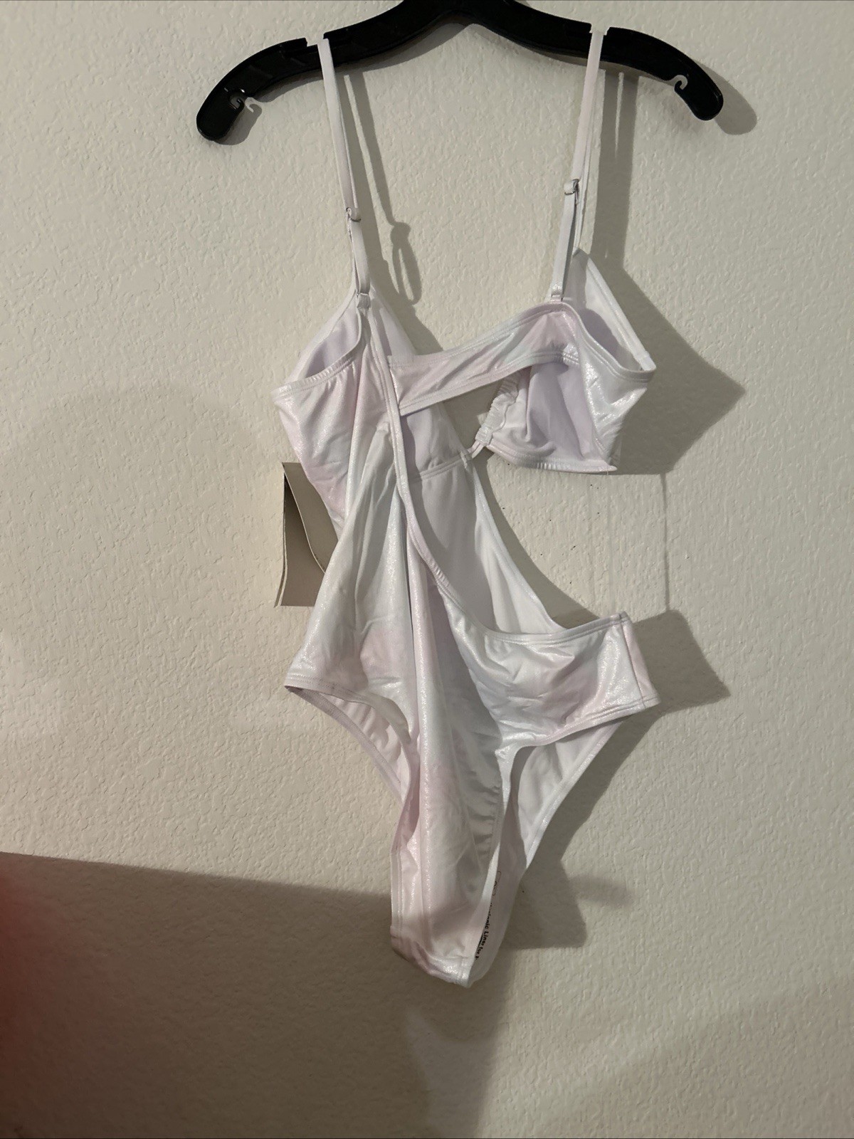 Womens medium 8/10 Cheeky Cutout 1 Piece no boundaries swimsuit Vivid White NWT