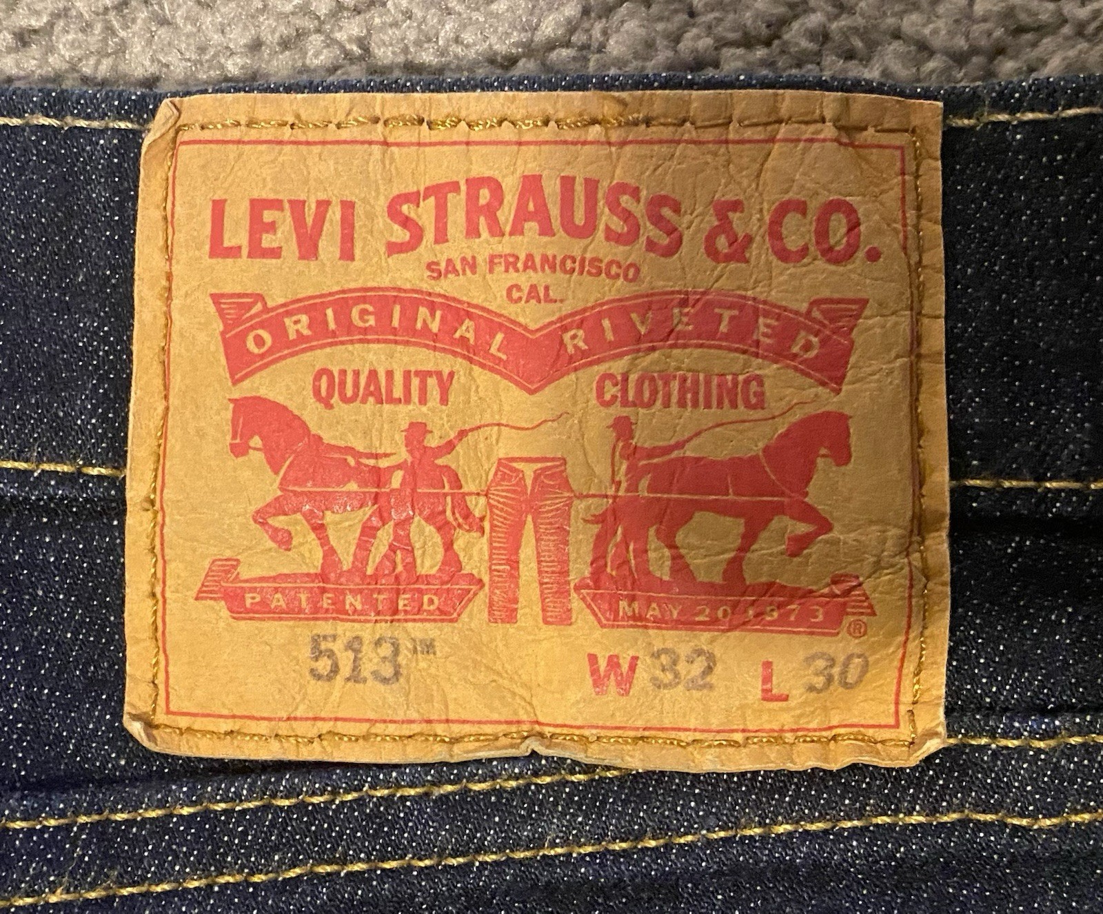 Levi’s 513 Men’s Slim Straight Fit 32X30 Dark Blue Great Condition